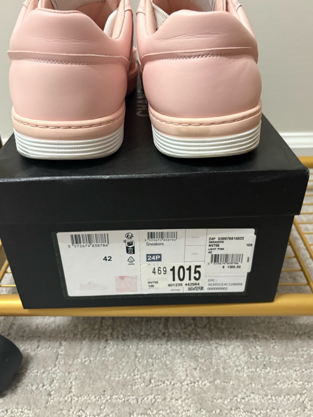 CHANEL Pink Leather Low-Top Sneakers with White Laces - Picture 6 of 8